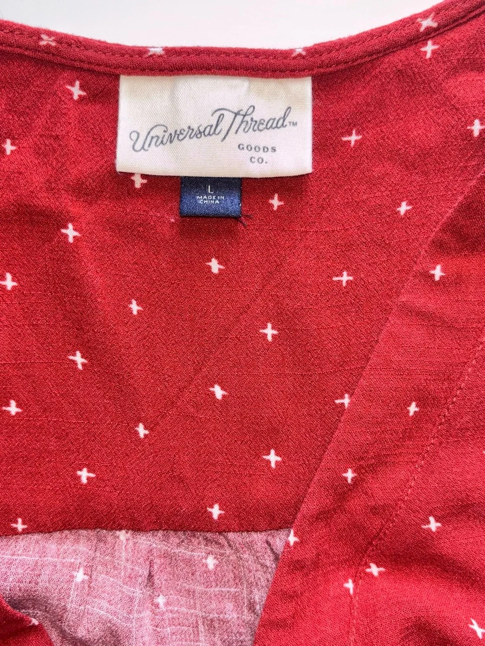 UNIVERSAL THREAD TOPS - Picture 6 of 10